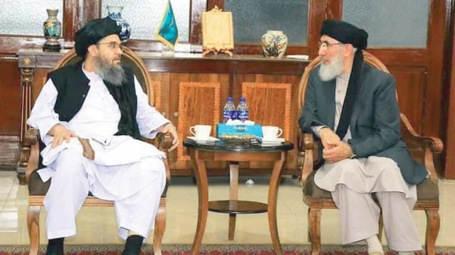 Taliban heyeti eski Afganistan Başbakanı Gulbeddin Hikmetyar’la bir araya geldi.