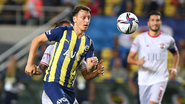 Fenerbahçe-Antalyaspor karşılaşmasından bir kare