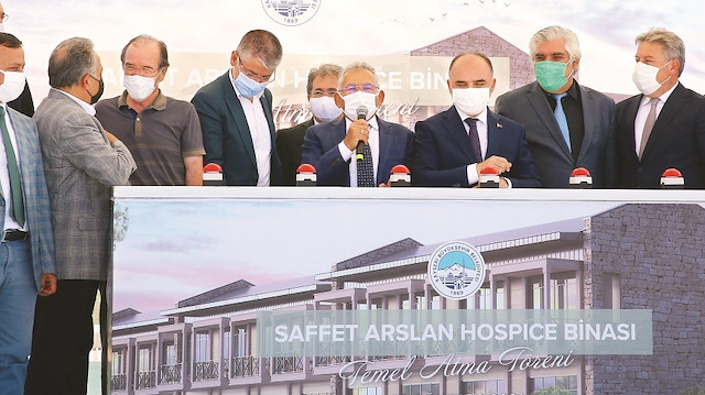 Temel atma töreninde konuşan Başkan Memduh Büyükkılıç, Kayseri’yi sağlığın merkezi haline getirmek için el birliğiyle çalışma sürdürdüklerini belirtti.