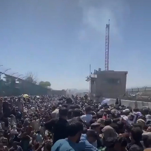 Dün yaşanan altı patlama Kabil Havalimanının yoğunluğunu etkilemedi