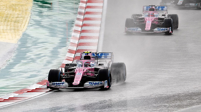 İstanbul'da yağmur altında yapılan son yarış büyük heyecana sahne olmuştu.