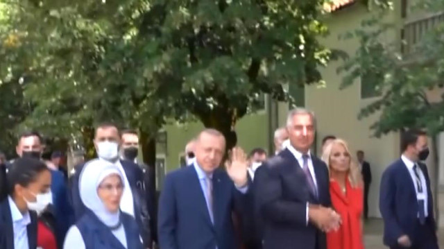 Cumhurbaşkanı Erdoğan'a sevgi gösterisi