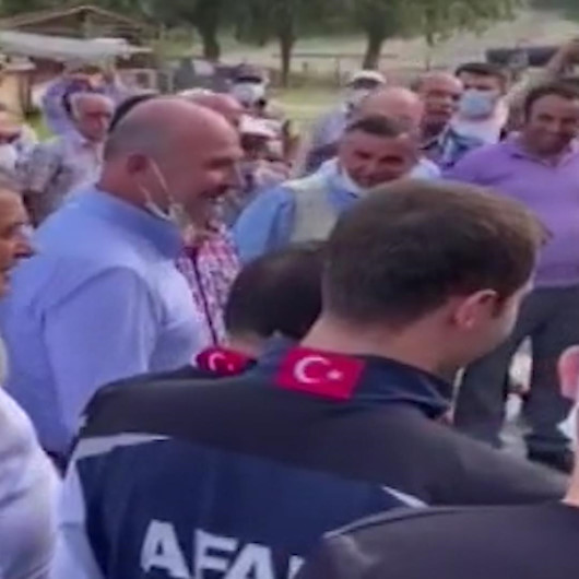 Bakan Soyluya seslenen vatandaş: İlk defa bir İçişleri Bakanı köyümüzü ziyaret ediyor