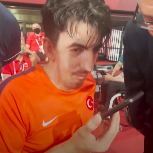 Cumhurbaşkanı Erdoğandan Tokyo Paralimpik Oyunları şampiyonu Abdullah Öztürke tebrik telefonu