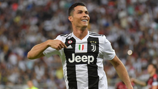 Juventus formasıyla çıktığı 134 maçta 101 gol atma başarısı gösterdi.