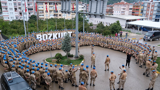 Komandoların andı Bozkurt'ta yeri göğü inletti.