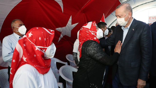 Cumhurbaşkanı Erdoğan'ın evlat nöbetini ziyareti (Arşiv)
