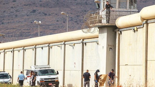 6 Filistinli, İsrail’in ‘yüksek güvenlikli’ diye övündüğü Gilboa Hapishanesi’nden 10 metrelik tünel kazarak firar etti.