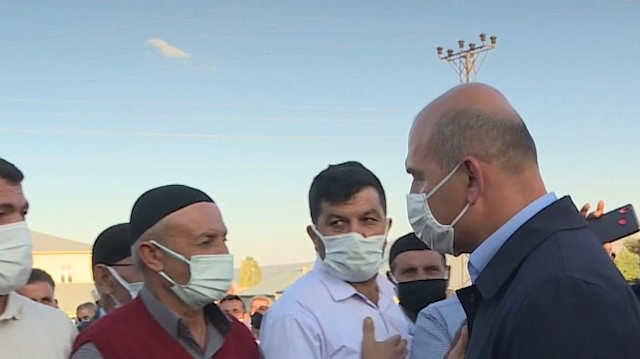 Bakan Soylu Ağrı'da taziye ziyaretlerinde bulundu