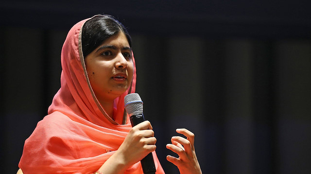 Nobel Barış Ödülü sahibi Pakistanlı Malala Yusufzay Taliban tarafından başından vurulmuştu.