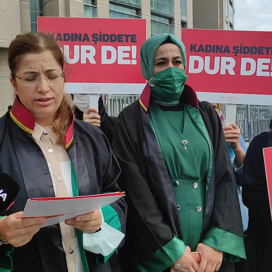 KADEM Edremitin kurtuluş yıl dönümündeki gösteriyle ilgili suç duyurusunda bulundu