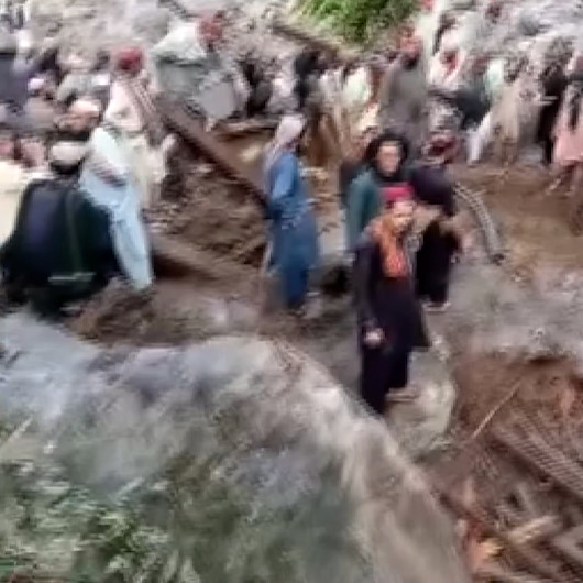 Pakistan’da toprak kayması: 12 ölü, 2 yaralı