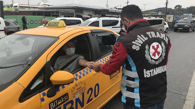 Eminönü’nde taksicilere ceza yağdı.