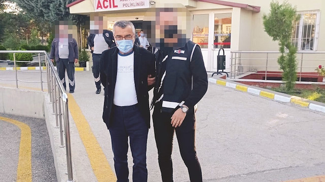 Ankara Cumhuriyet Başsavcılığı, 143 şüpheli hakkında gözaltı kararı verdi. Jandarma içindeki yapıya yönelik haklarında yakalama kararı çıkarılan 61’i eski kamu çalışanı 102 mahrem imamdan 44’ü yakalandı.