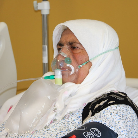 65 yaşındaki kadın aşı yaptırmamanın pişmanlığını yaşıyor: Ömrümde ilk defa bu kadar ağır hastalık geçirdim