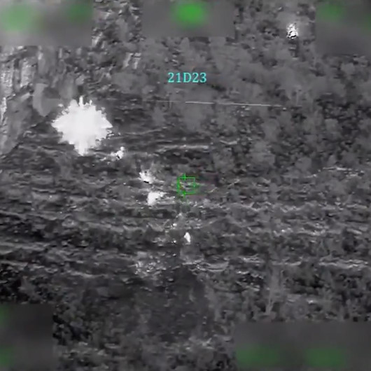 MSB: Pençe Şimşek operasyonda tespit edilen 4 terörist ATAK helikopterleri ile etkisiz hale getirildi