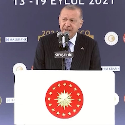 Cumhurbaşkanı Erdoğan: Etiketlerdeki fahiş fiyat artışlarının önüne geçeceğiz