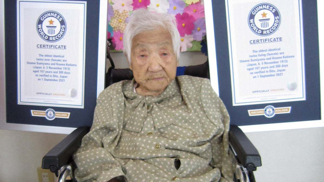 Umeno ve Kodama kız kardeşler "yaşayan en yaşlı ikiz" olarak tescilledi.