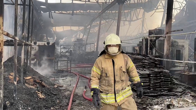 Şile'de yanan fabrikada oluşan tahribat gözler önüne serildi
