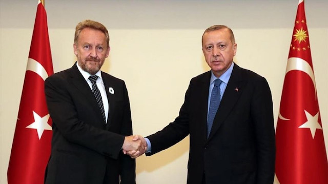 بيغوفيتش: تركيا تساهم في حل قضايا البلقان