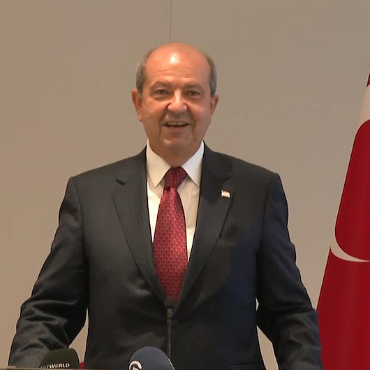 KKTC Cumhurbaşkanı Tatar ABD Başpiskoposuyla birlikte Türkevinin açılışında bulunmasına tepki gösteren Rum kesimine gülerek cevap verdi