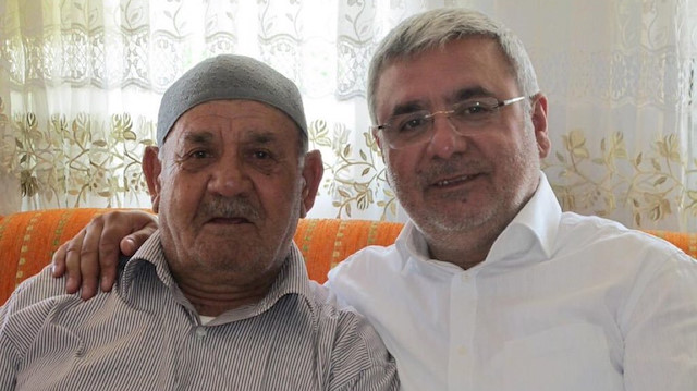 Mehmet Metiner ve babası Bedir Metiner