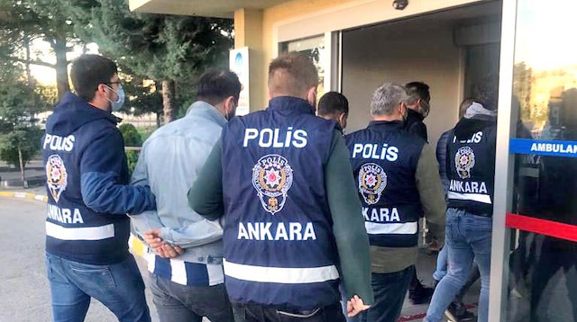 Ankara'da gerçekleştirilen operasyonda 20 zanlı yakalandı.