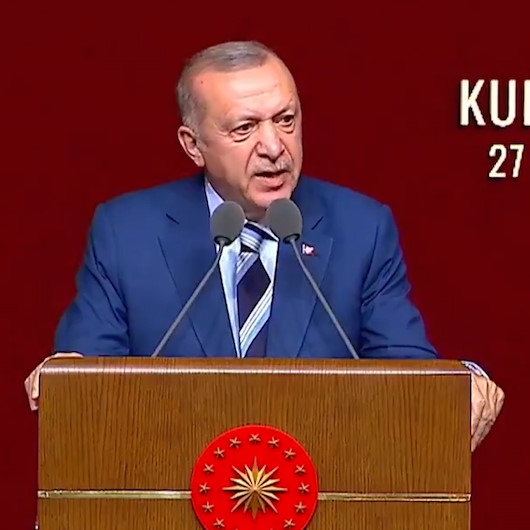 Cumhurbaşkanı Erdoğan: Vesayetçilerin önüne cübbesini seren sözde yargı mensupları gördük