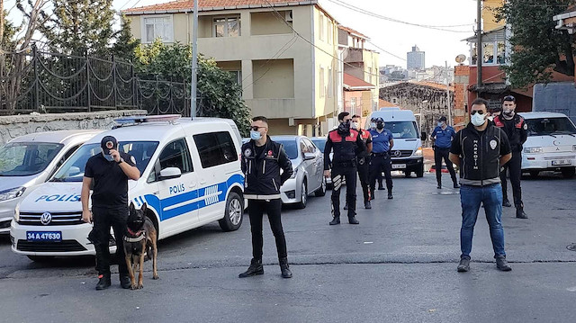 Beyoğlu’nda geniş çaplı narkotik denetimi