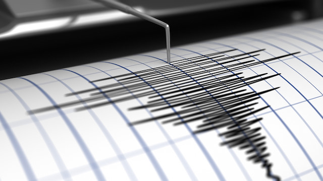 Yunanistan'da 5 büyüklüğünde deprem