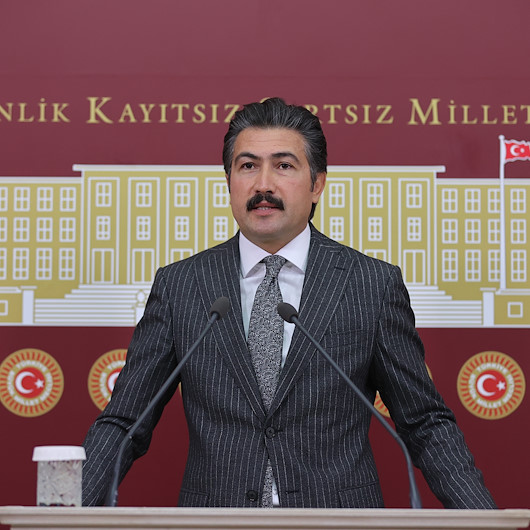 AK Partili Özkandan tutum belgesi açıklaması: Yapmaya çalıştıkları terörün meşrulaştırılmasıdır