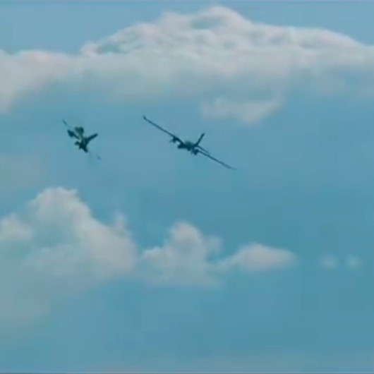 Akıncı Hürkuş ve F-16 kol uçuşunda