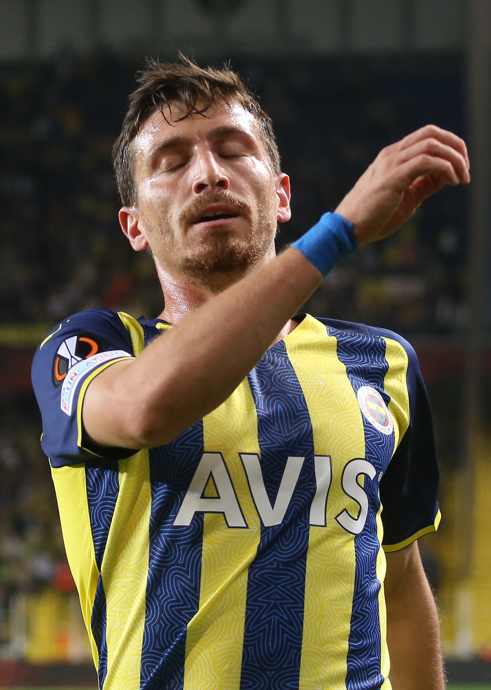 Mert Hakan'ın Olympiakos maçında yaşadığı hayal kırıklığı.
