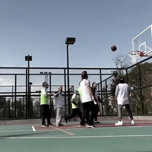 Cumhurbaşkanı Erdoğanın basketbol oynadığı görüntüler