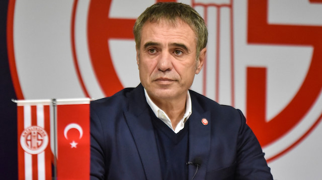 Antalyaspor'da Ersun Yanal dönemi sona erdi.