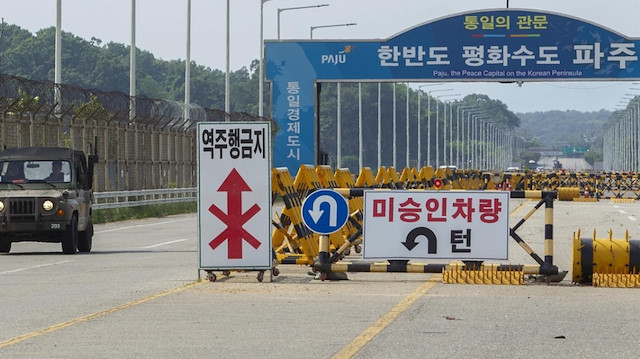 Kuzey ve Güney Kore arası iletişim hatları yeniden açıldı