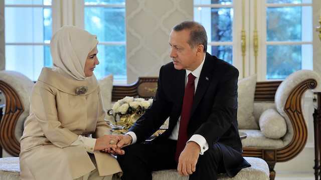 Cumhurbaşkanı Recep Tayyip Erdoğan ve eşi Emine Erdoğan.