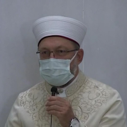 Diyanet İşleri Başkanı Erbaştan ebeveynlere çağrı: Ailenizle birlikte camiye gelin