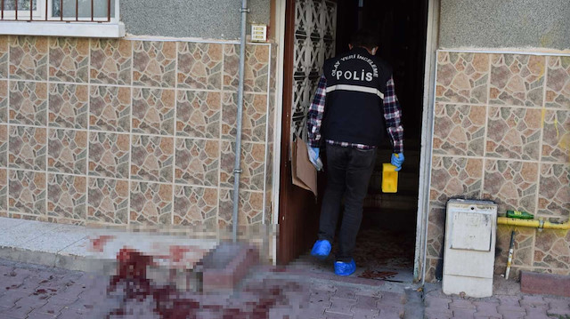 Polis ekipleri olay yerine gelerek incelemede bulundu.