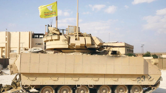 Haseke’de PKK ile zırhlı devriye: Araçlara YPG bayrağı asıldı
