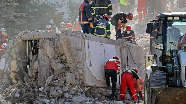 Yağcıoğlu Apartmanı, İzmir'de meydana gelen 6,6 büyüklüğündeki depremde yıkılmıştı. 