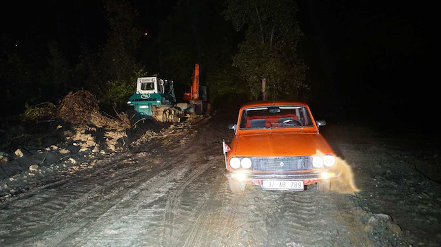 Kastamonu'yu sel vurdu: Bazı köylere ulaşım kesildi
