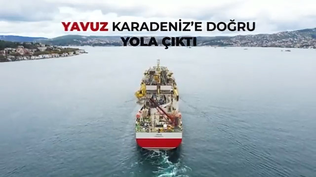 İstanbul Boğazı'ndan geçen Yavuz sondaj gemisi Karadeniz’e doğru yola çıktı