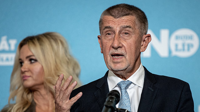 Çekya'da genel seçimleri muhalefet ittifakı kazandı
