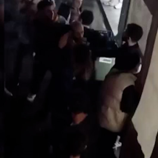 Esenyurt’ta laf atma tartışmasında ortalık savaş alanına döndü