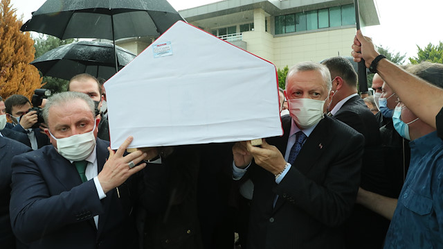 Cenaze törenine Cumhurbaşkanı Erdoğan da katıldı. 