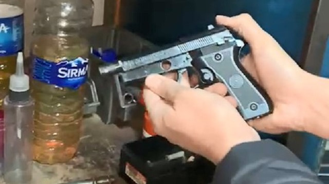 Sarıyer'de silah imalathanesine baskın