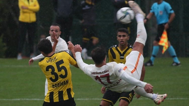 Galatasaray, İstanbulspor ile oynadığı hazırlık maçından 3-3'lük eşitlikle ayrıldı.