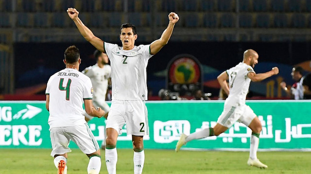 الجزائر تفوز برباعية على النيجر في تصفيات مونديال قطر