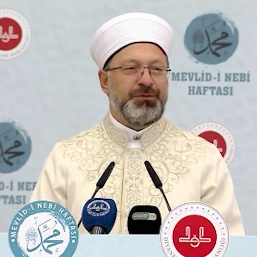 Diyanet İşleri Başkanı Erbaş: Milletimizin her bir ferdinin yüreğindeki peygamber sevgisini daha da pekiştirmeliyiz